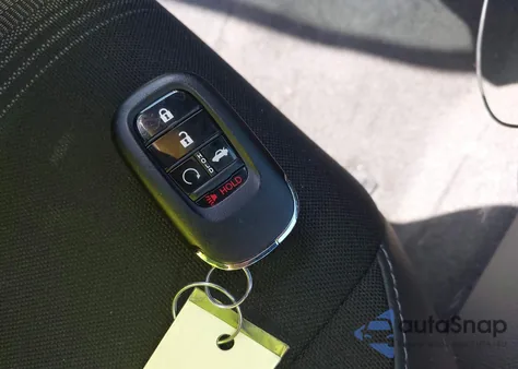 2025 Honda Civic Hybrid Sport/Sport Touring z USA, uszkodzony, nr VIN 2HGFE4F80SH316661